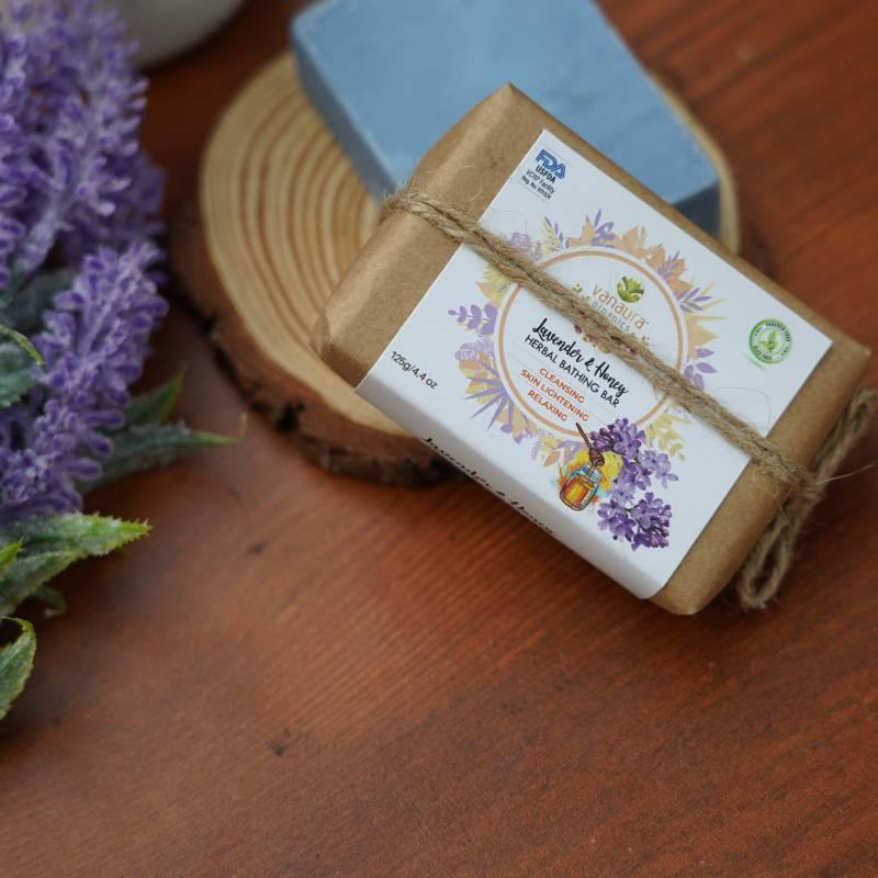 Lavender and Honey Bathing Bar - (Cleansing, Skin Lightening, Relaxing) - Natural Handcrafted Bar 125g/ 4.4 oz - vanauraorganics